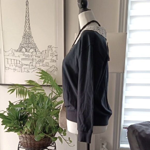 ⚫Black Sweater with Lace Collar - Picture 3 of 7